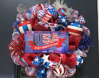 Corona patriótica hecha a mano, pieza única.