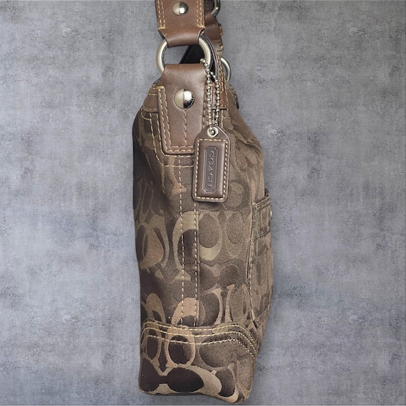 コーチ　COACH チェルシー　ターンロック　ホーボー美品 Y2K Vintage Y2K COACH Chelsea Soho Turn Lock Shoulder Hob… - Gem