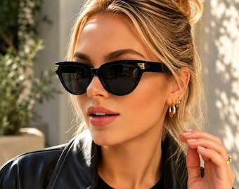 Oval Tortoise Shell Sunglasses Women, Retro Gold Accent Eyewear