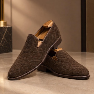 Mocasines venecianos de ante hechos a mano para hombre / Diseño acolchado de rombos / Construcción Goodyear / Envío rápido gratuito