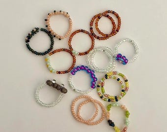 Handmade Beaded Flower Ring Set, Y2K Daisy Chain Seed Bead Ring Bundle
