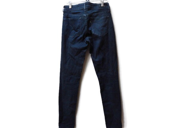 levis 27 demi curve