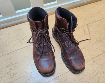SOREL brown leather boots / 8
