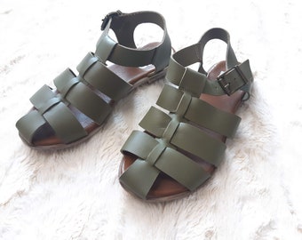 green leather sandals / 37 / 6.5