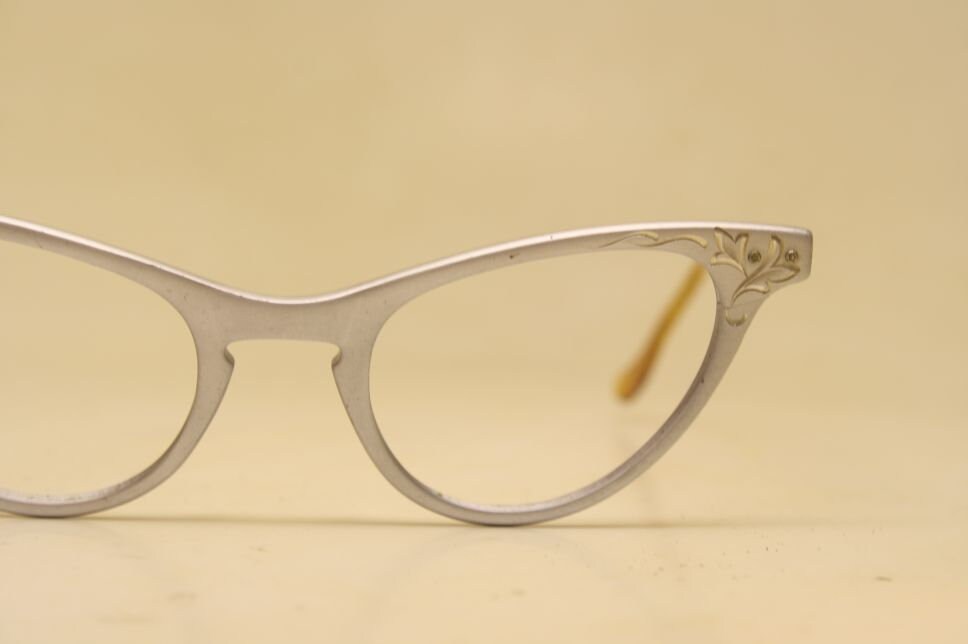 Vintage Metal Cat Eye Glasses in Silver and Brown ArtCraft Unused Artcraft Silver Combination Metal Gold Filled Vintage  main image 4