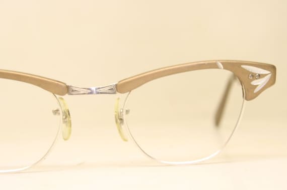 Brown Unused Cat Eye Eyeglasses Vintage Glasses - image 3