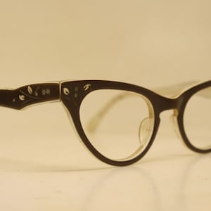 Vintage Cat Eye Glasses Brown 1960s vintage frames