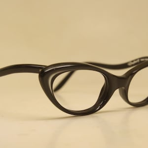 Vintage Cat Eye Glasses Gray Raybert 1960s vintage frames