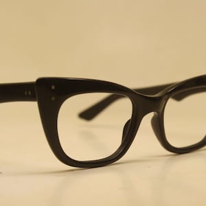 Vintage Cat Eye Glasses Black 1960s vintage frames