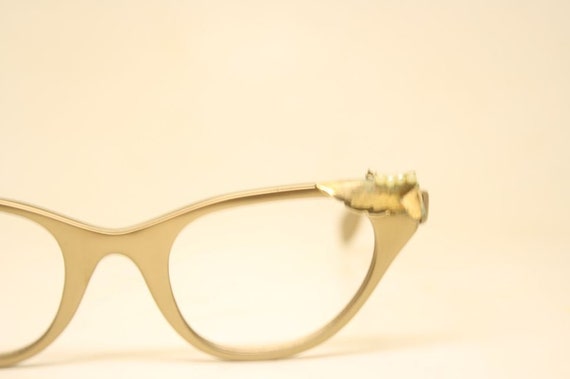 Unused Tura Brown Pearl Cat Eye Eyeglasses Vintag… - image 4