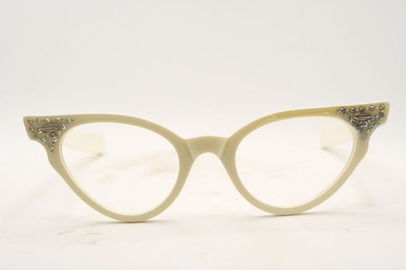 Vintage B&L Cat Eye glasses Eyeglasses Frames 196… - image 2