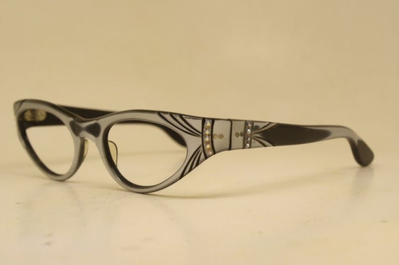 Vintage Cat Eye Glasses Gray  Fade Rhinestone 196… - image 3