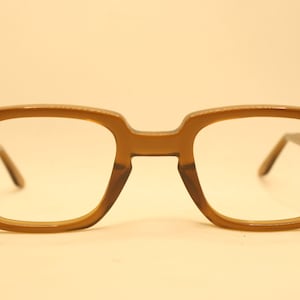 Lunettes rétro brunes vintage Montures de lunettes 1960&#39;s Horn Rimmed