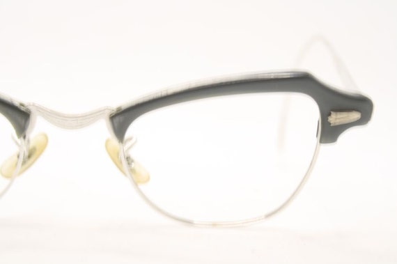B&L Gray Silver Cat Eye Glasses Vintage Eyewear R… - image 3