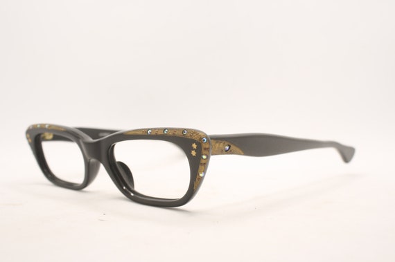 Vintage Black Cat Eye Glasses vintage design on f… - image 3