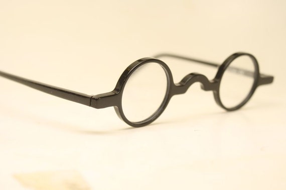 Beautiful Black Round Eye Glasses Retro Round Unu… - image 3
