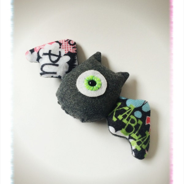 Super Cyclops Bat: cute and creepy monster plush // colorful stuffed animal felt plushie
