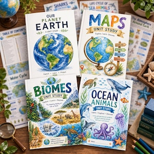 Könnte beinhalten: Vier pädagogische Arbeitshefte mit den Titeln Our Planet Earth, Maps, Biomes und Ocean Animals. Jedes Buch enthält farbenfrohe Aquarellillustrationen von Globen, Landschaften und Meereslebewesen mit klaren Textüberschriften und Themen.