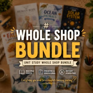 Op de afbeelding: Een verzameling educatieve studieboekjes over diverse onderwerpen zoals het menselijk lichaam, zeedieren en het zonnestelsel. De tekst # WHOLE SHOP BUNDLE staat in wit en geel weergegeven over de getoonde gedrukte materialen.