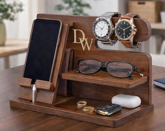 Base de carga de madera personalizada: organizador de escritorio grabado, soporte para teléfono, regalos para hombres.