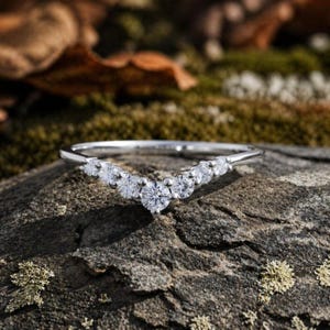 Chevron Silver Moissanite Ring, V-Shaped Stackable Band, Minimalist Anniversary Ring, Dainty Silver Wedding Band, Gift for Her