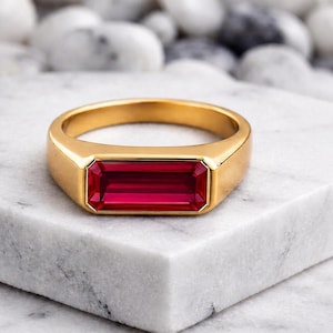 Anillo de oro con rubí baguette, anillo minimalista con gema roja, alianza moderna y llamativa, anillo unisex para hombres y mujeres, regalo de piedra natal de julio, anillo hecho a mano.