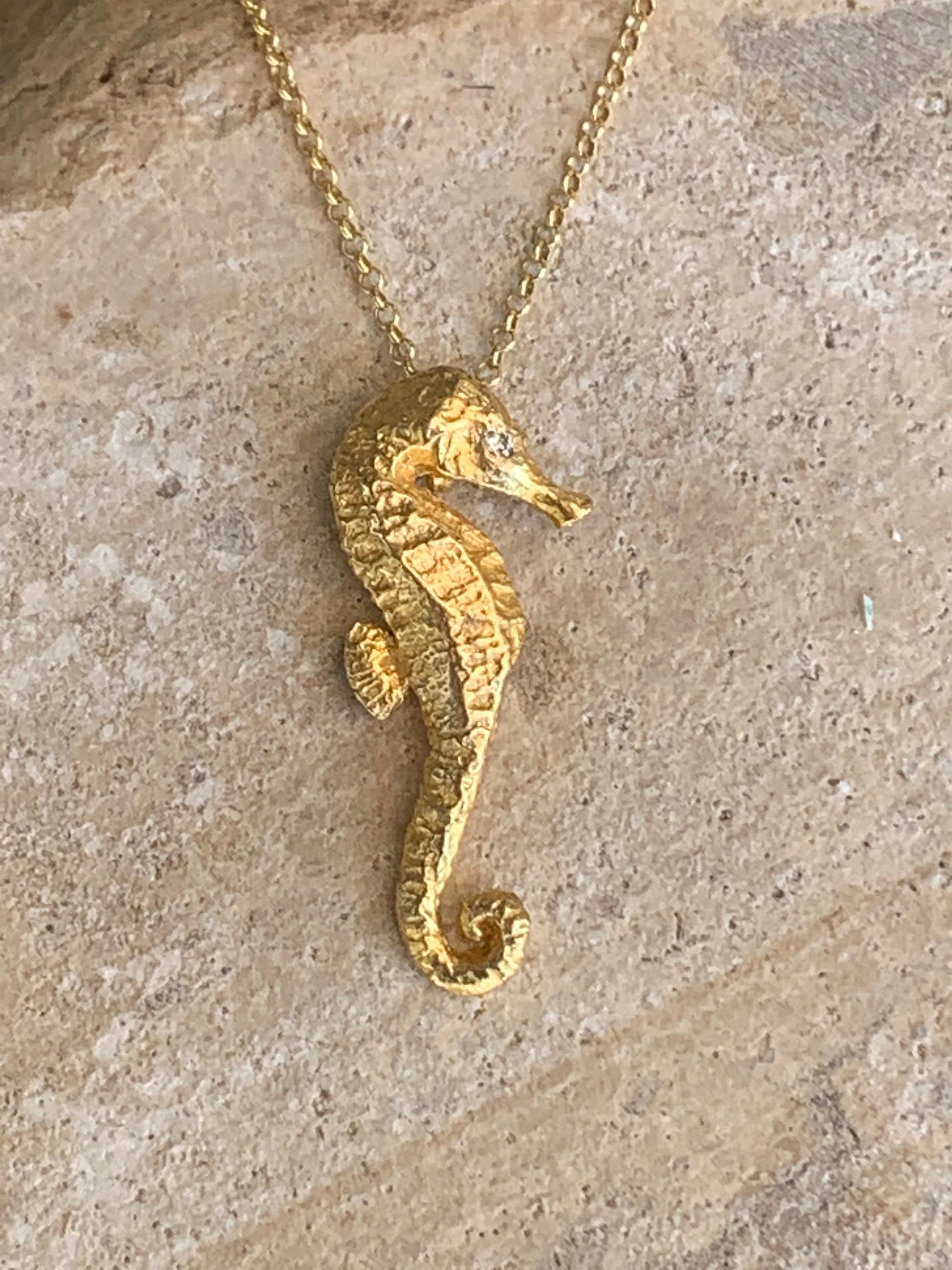 ☆Pendentif hippocampe en plaqué or☆ ☆Pendentif hippocampe en plaqué or☆