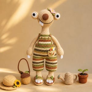 Schema per realizzare all'uncinetto Sid il bradipo in PDF, schema amigurumi del bradipo, giocattolo bradipo all'uncinetto, bradipo da giardino, cappello con girasole, salopette, download immediato