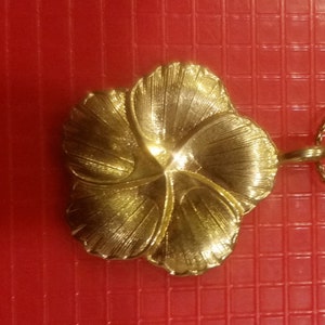 Gold Floral Medallion Necklace with Long Goldtone Chain