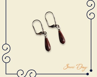 Semi Precious Pear Shaped Poppy Color Stone with Silver Tone Leverback Earrings.