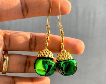 Pendientes color campana verde y dorado