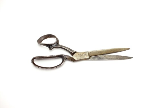 Bohin France 8.5 inch Dressmaker Scissors Graduated Blades