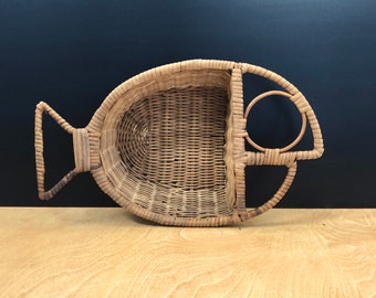 Oval fish basket 