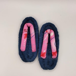 Kids Slippers, 15.5cm, Flip Flops, Nuno Zori, Handmade, Japanese Footwear, Kimono, Vintage fabric, barefoot sandals, inner shoes-313