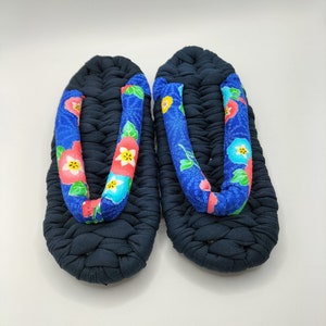 Kids Slippers,21.5cm , Flip Flops, Nuno Zori, Handmade, Japanese Footwear, Vintage fabric, Japanese gifts, barefoot sandals, inner shoes-225
