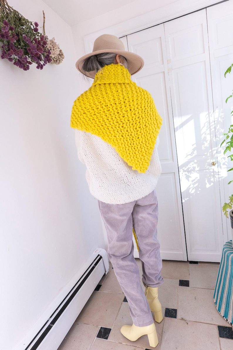 Loopy Mango Her Shawl PATTERN - Merino No. 5 image 4