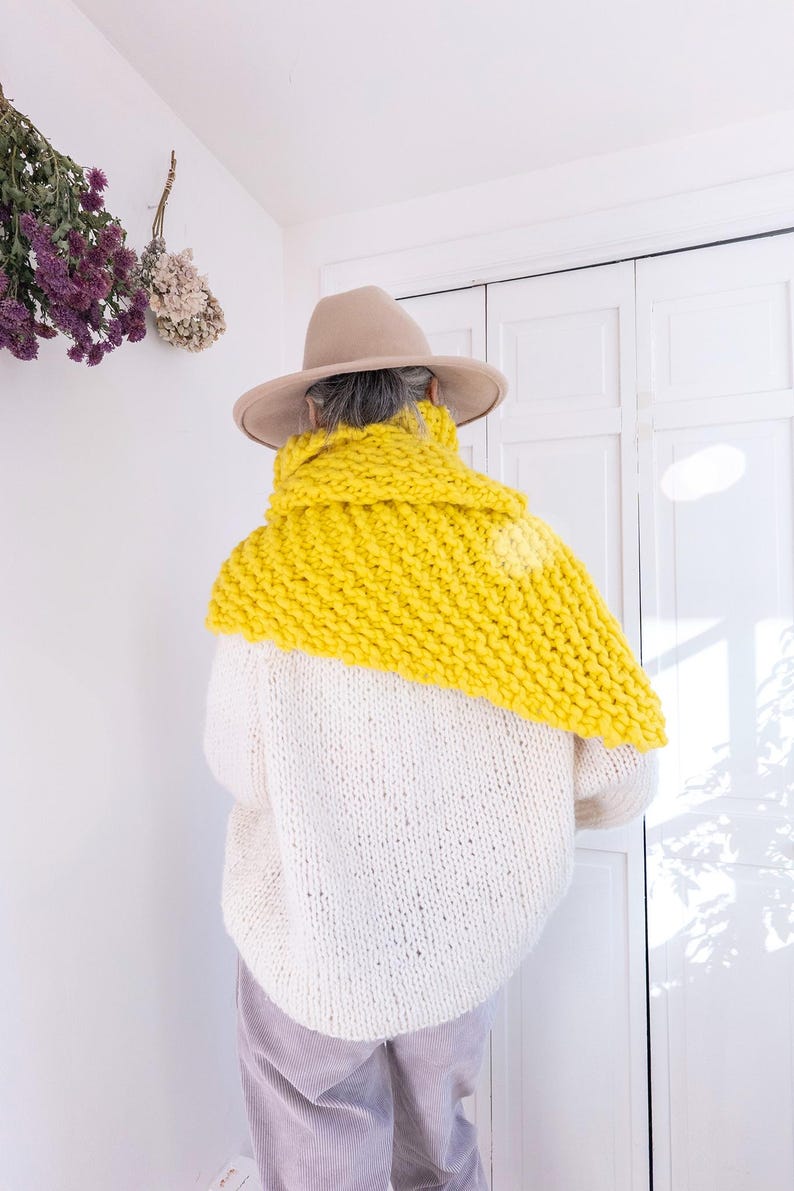 Loopy Mango Her Shawl PATTERN - Merino No. 5 image 3