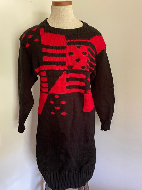 SALE 30% OFF 80's Black and Red Geometric Sweater… - image 1