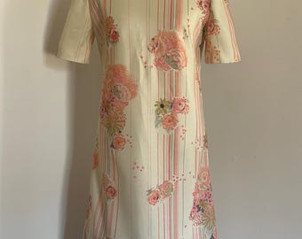 Vintage 60's Knee Length Orange Floral Stripe Polyester Knee Length Shift M L