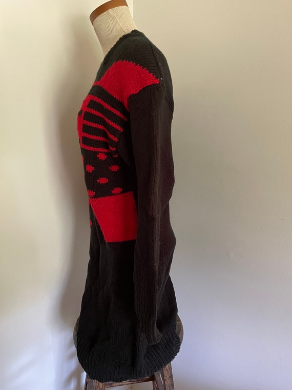 SALE 30% OFF 80's Black and Red Geometric Sweater… - image 2