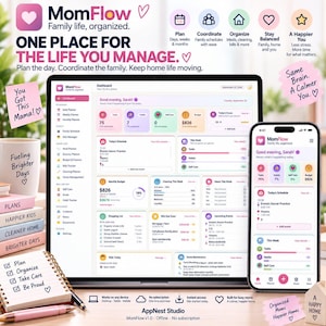 以下が含まれることがあります： ノートパソコンの画面とスマートフォンに表示されたMomFlowアプリのデジタルダッシュボードインターフェース。インターフェースには、計画、家族のスケジュール、食事の計画、予算管理のセクションが含まれています。テキストには「MomFlow」、「Family life, organized」、「One place for the life you manage」などが含まれています。近くにはペン付きのノートとマグカップが見えます。
