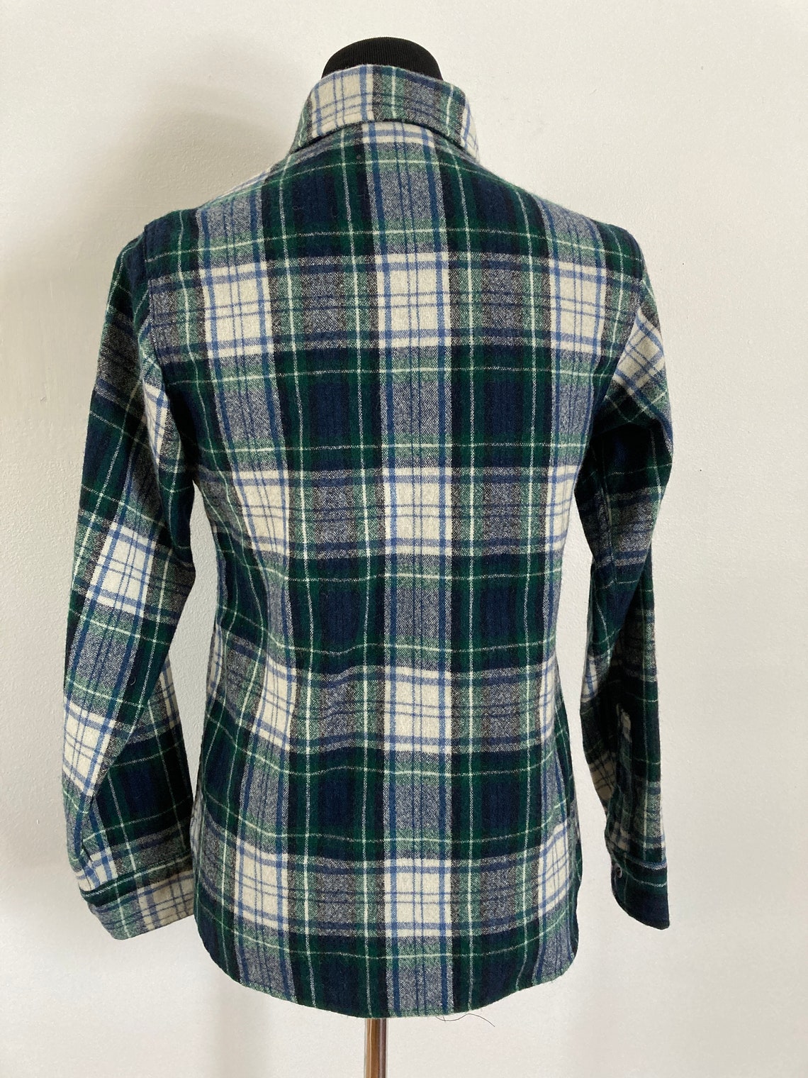Vintage womens Woolrich plaid shirt | Etsy