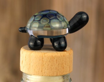 Blown Glass Tortoise Wine Stopper, Turtle Bottle Cork, Bottle Stop, Bottle Saver, Wine Lover Gift, Tortoise Gift, Wine Gift, Turtle Gift