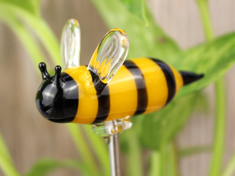 Blown Glass Bumblebee Plant Stake, Bumble Bee Decor, Planter Ornament, House Plant Stakes, Honey Bee Decor, Bumblebee Gift, Plant Lover Gift image 1