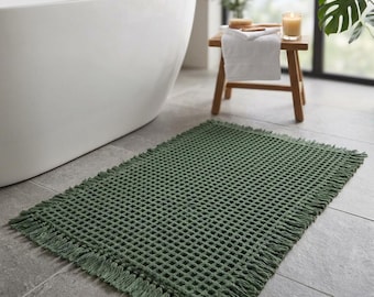Waffle Bath Mat, Super Absorbent Non-Slip Bathroom Rug, Machine Washable Rubber Backed Bath Floor Mat with Tassels, Quick Dry