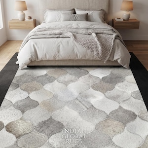 Tapis patchwork en cuir de vachette à motif ogive, tapis géométrique en cuir gris, tapis moderne pour salon