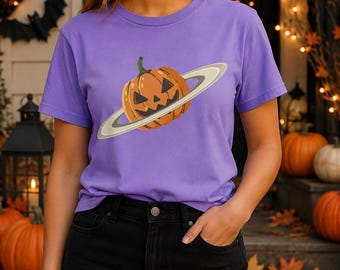 Jack-o'-Lantern Planet T-Shirt | Pumpkin with Saturn Rings Halloween Tee
