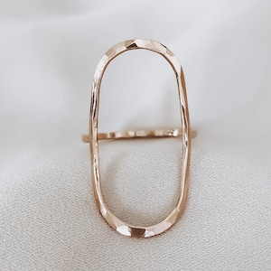 Gehämmerter 14k Gold Filled Oval Ring: Handgemachter offener Statement Ring