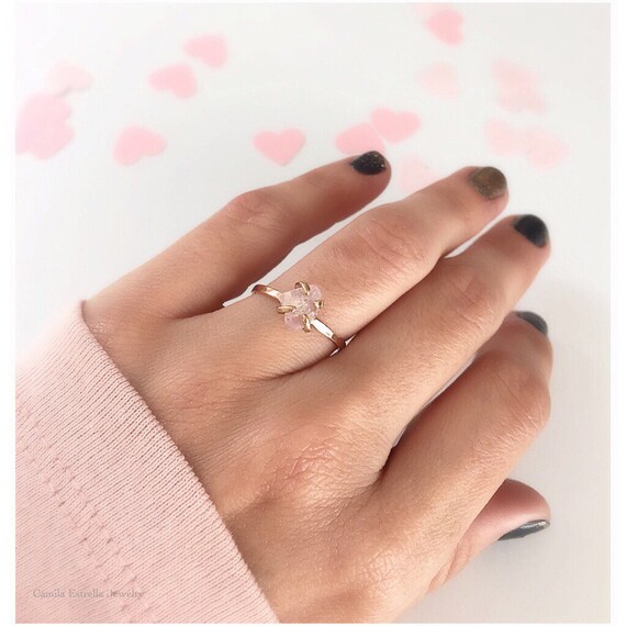 Raw cut rose quartz ring deals