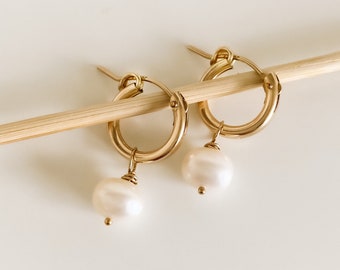 Pearl Huggie Earrings, Pearl Earrings, Gold Pearl Hoops, Pearl Jewelry, Bridesmaids Jewelry, Tiny Pearl Earrings, Dainty Hoops